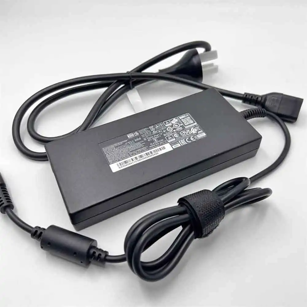 MSI GE76 Raider 11UE-1056 GE76111056